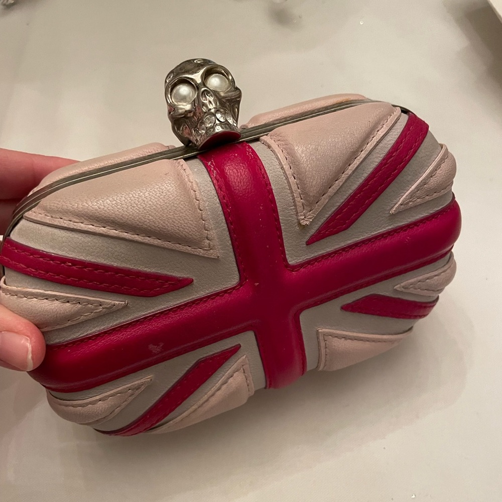 Alexander McQueen Britannia Leather Box clutch, in ice pink